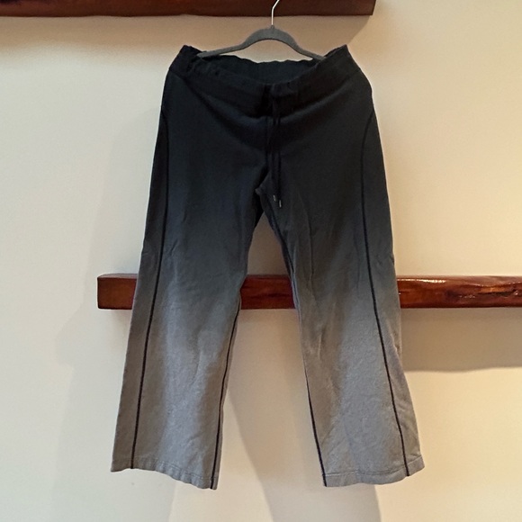 Lululemon casual track pants - Picture 2 of 8